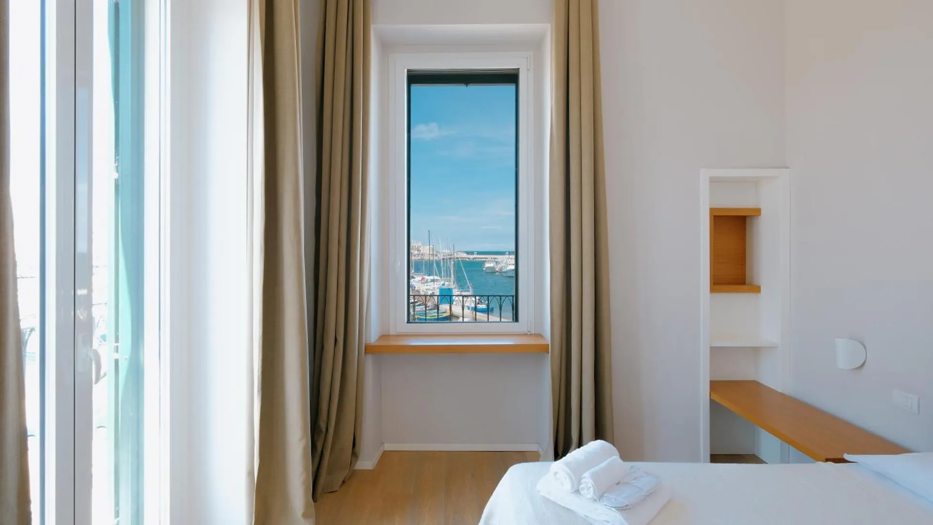 La Finestrella Hotel Bari Italy